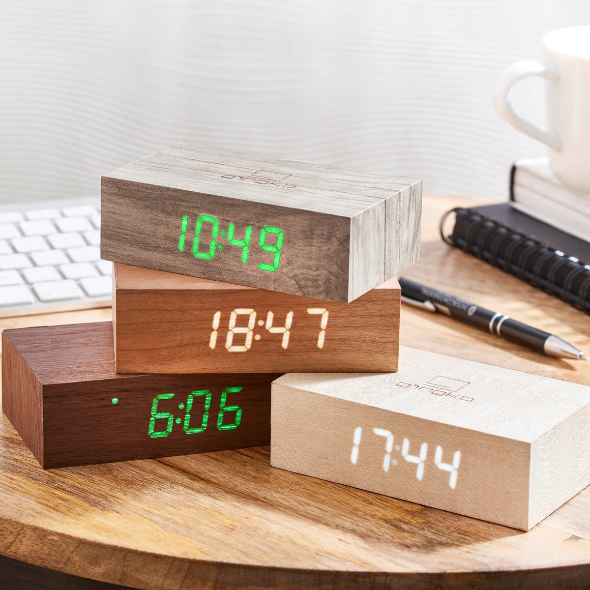 Gingko Flip Click Clock Wood